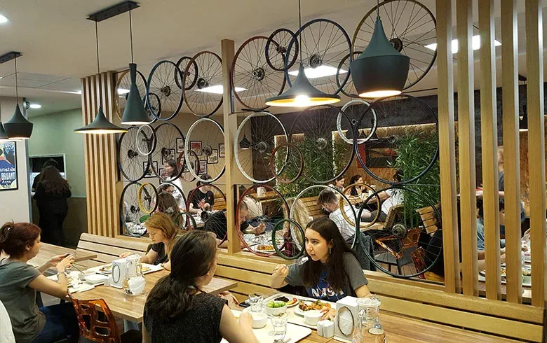 Centrum Plaza Gala Restoran